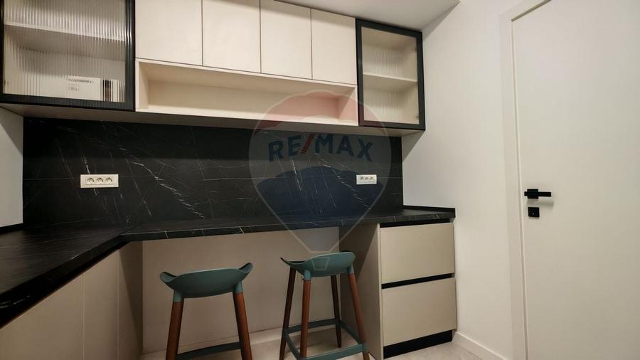 Apartament cu 2 camere semidecomandat, mobilat în Tunari