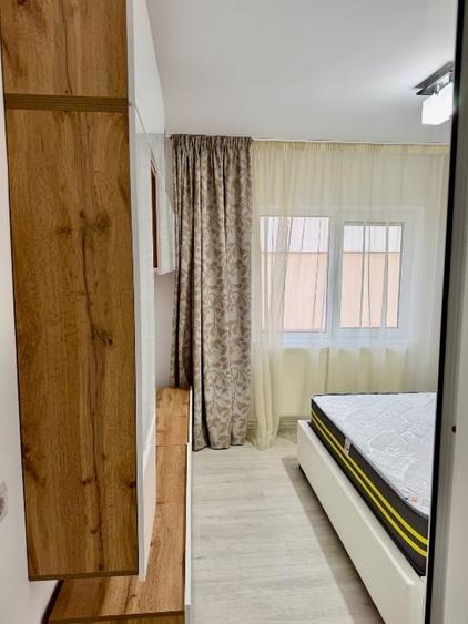 Apartament cu 2 camere nedecomandat, mobilat în Central
