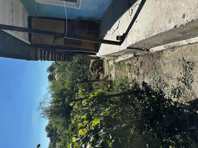 Casă cu 3 camere în Naipu