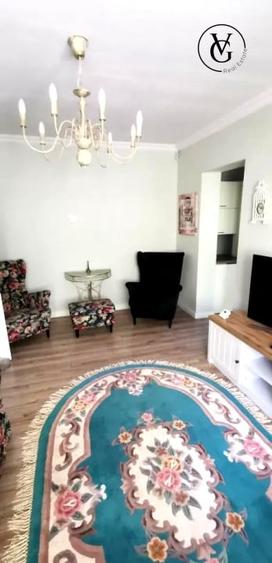 Apartament cu 3 camere semidecomandat, mobilat în Tomis I