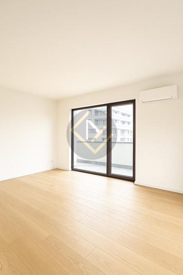 Apartament cu 3 camere decomandat în Dacia