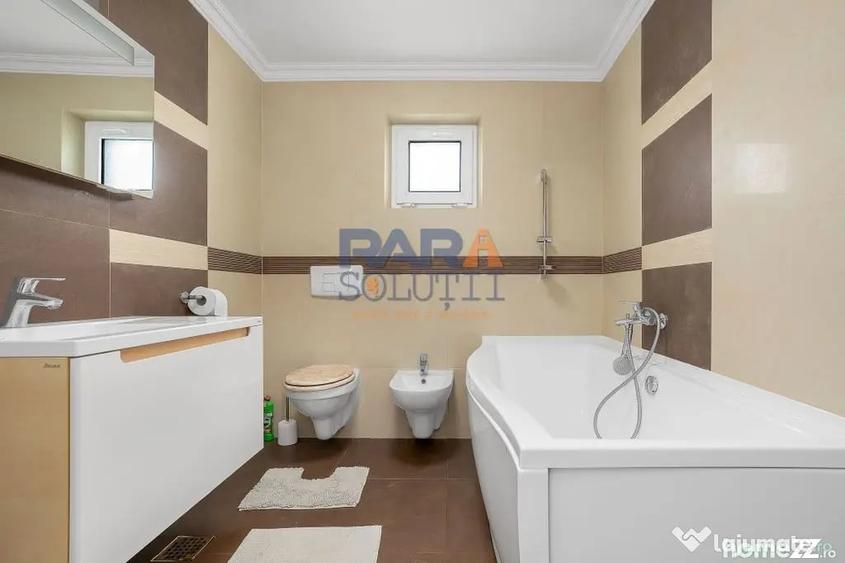 Casă cu 5 camere cu Teren 859 Mp în Central