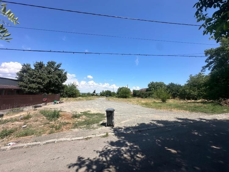 Teren Construcții intravilan de 2000 mp, în Central