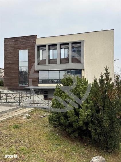 Spațiu comercial, de 1,200 mp, în Florești