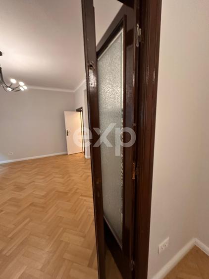 Apartament cu 4 camere circular în Dorobanți