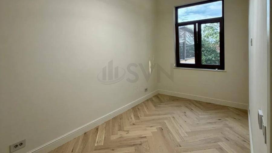 Apartament cu 4 camere decomandat în Dacia