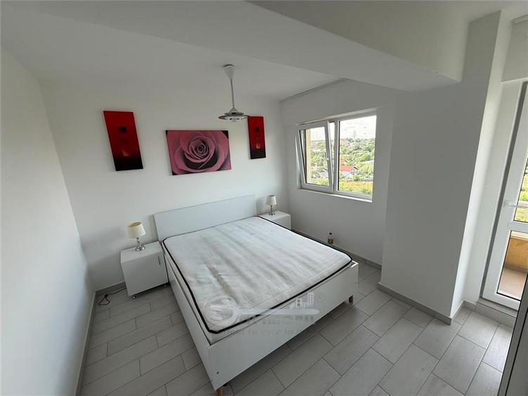 Apartament cu 2 camere decomandat în Cug