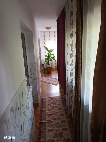 Casă cu 3 camere cu Teren 1321 Mp în Nana