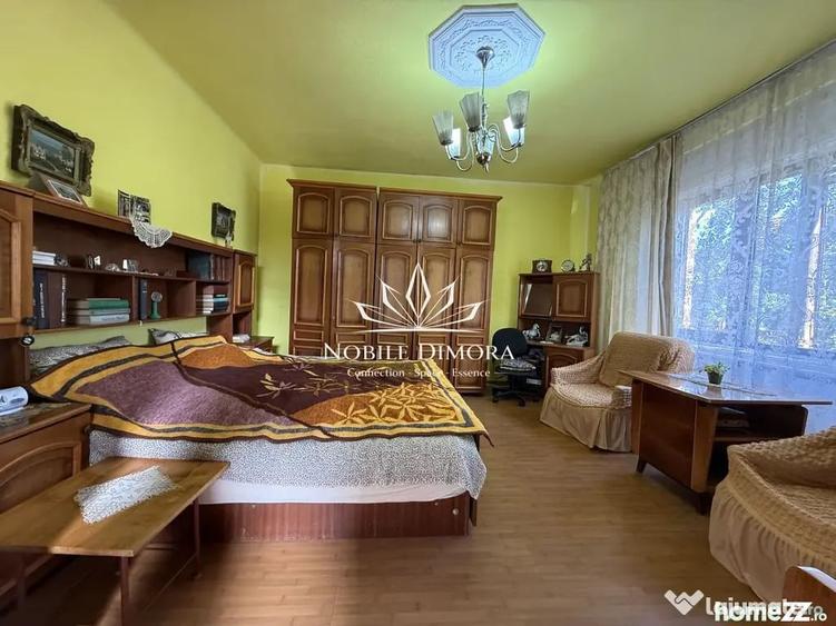 Casă cu 4 camere cu Teren 398 Mp în Central