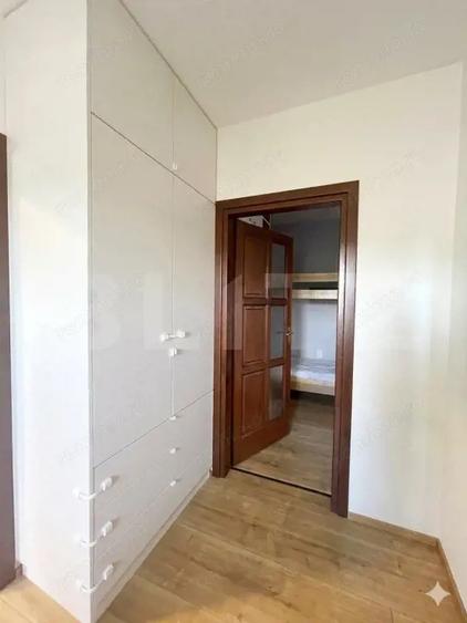Apartament cu 3 camere semidecomandat, mobilat în Baciu