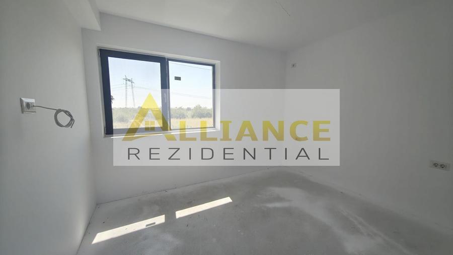 Casă individuală cu 4 camere cu Canalizare în Berceni