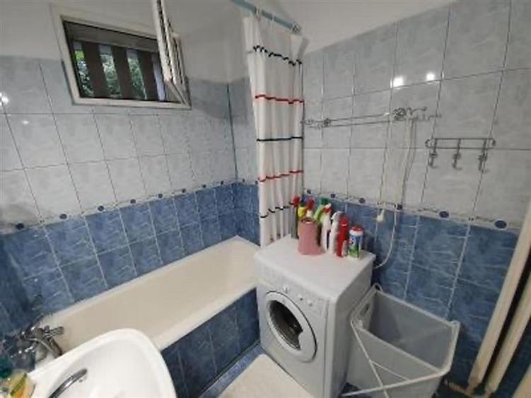 Apartament cu 2 camere semidecomandat în Bucureștii Noi