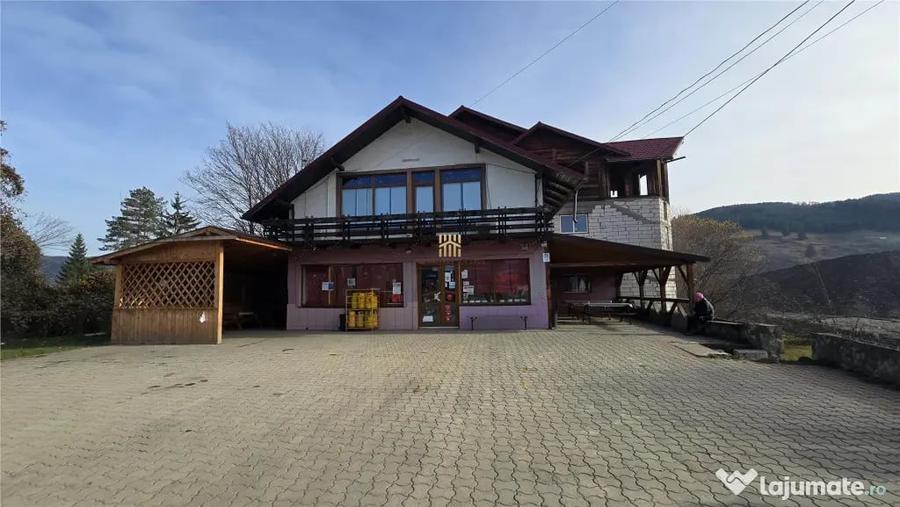 Spațiu comercial, de 1,150 mp, în Frasin