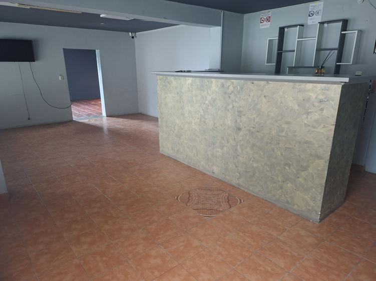 Spațiu comercial, de 85 mp, în Coșula