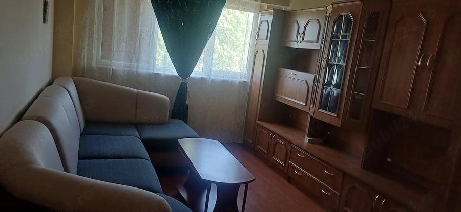 Inchiriez garsoniera situata in cartierul Valea Ro?ie, la etajul 2, intr-o zona excelenta ?i foarte - 3
