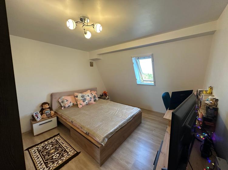 Apartament cu 3 camere decomandat în Brâncoveanu