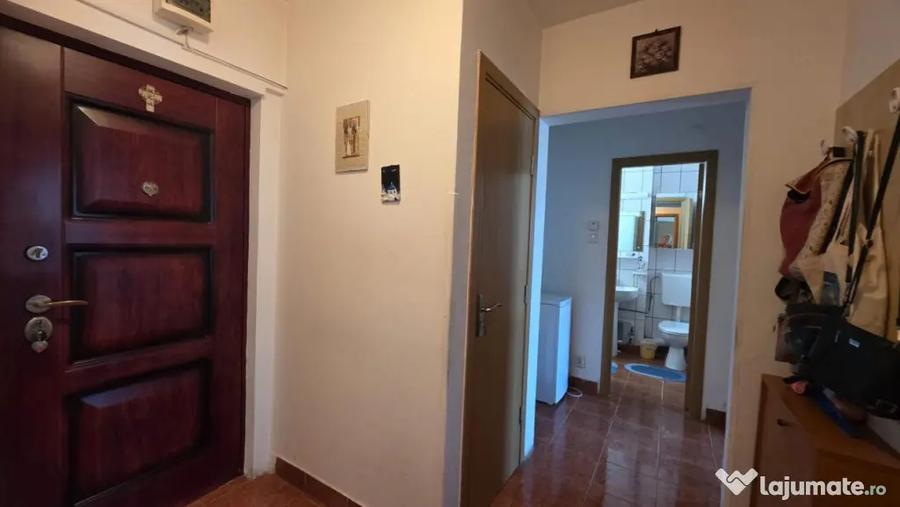 Apartament cu 2 camere decomandat în Liviu Rebreanu