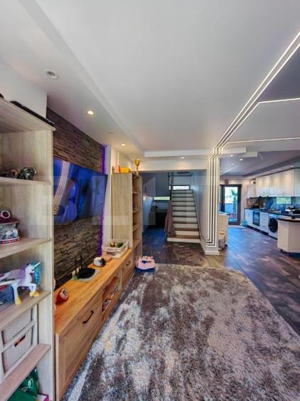 O SUPER Casa de vanzare, 220 mp, zona Bucium  !!! - 7