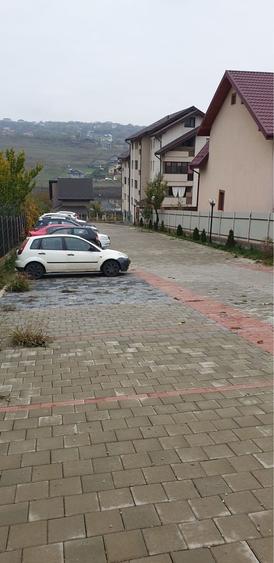 Apartament cu 3 camere decomandat în Valea Lupului
