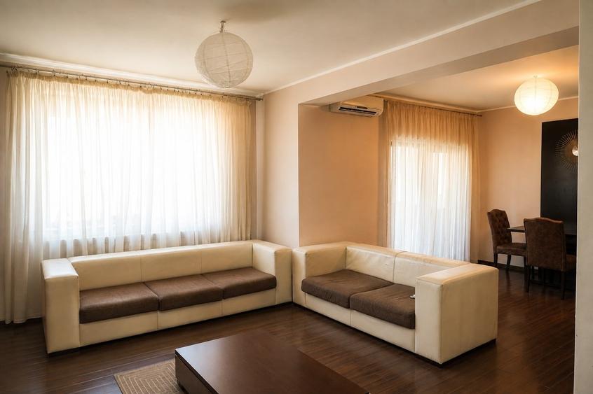 Apartament cu 3 camere decomandat în Inel I