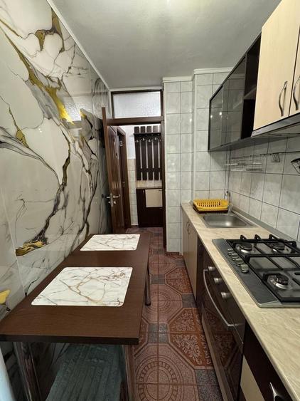 Apartament cu 2 camere decomandat în Brâncoveanu