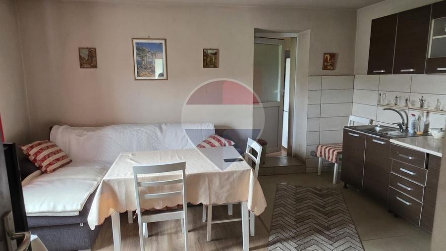 Casă individuală cu 2 camere cu Teren 2800 Mp în Elciu
