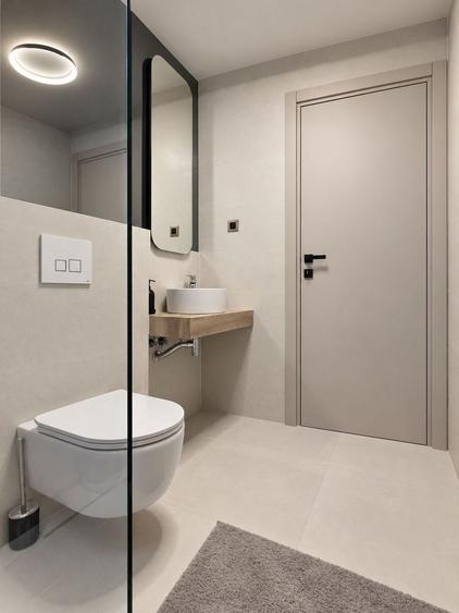 Apartament cu 2 camere, mobilat în Central