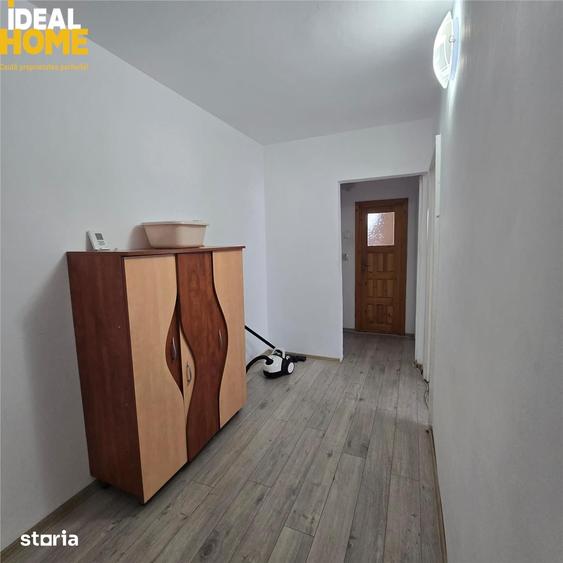 Apartament cu 3 camere decomandat în Mircea cel Bătrân