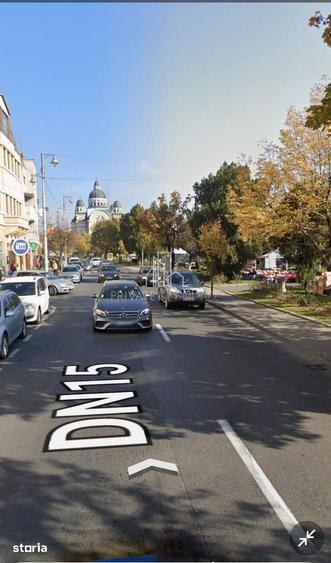 Spațiu comercial, de 102 mp, în Central