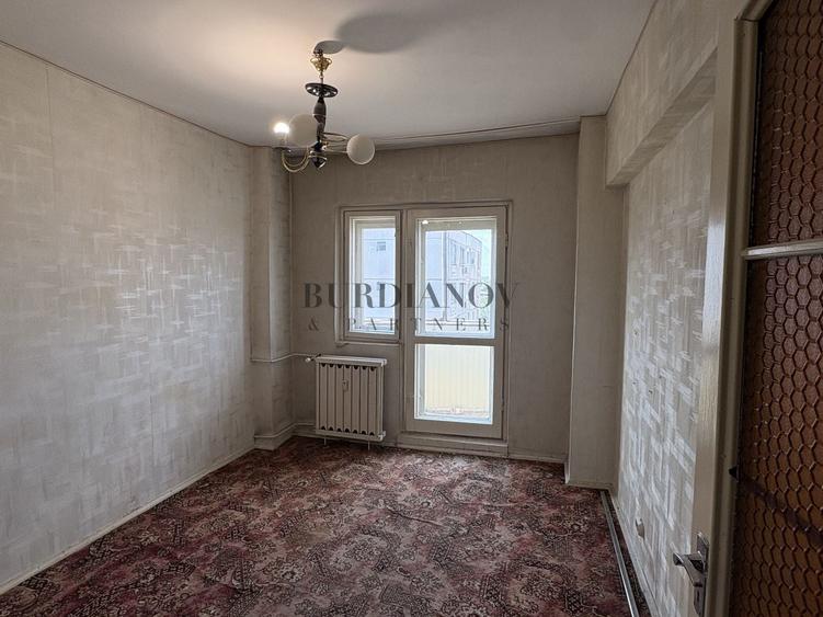 Apartament cu 4 camere în Gorjului
