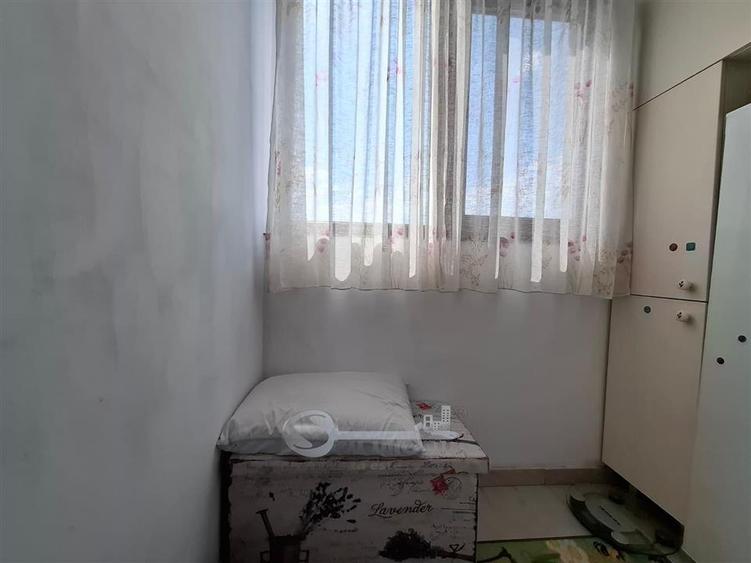 Apartament cu 2 camere semidecomandat, mobilat în Cug