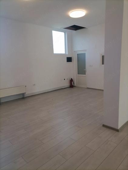 Spațiu comercial, de 150 mp, în Vest