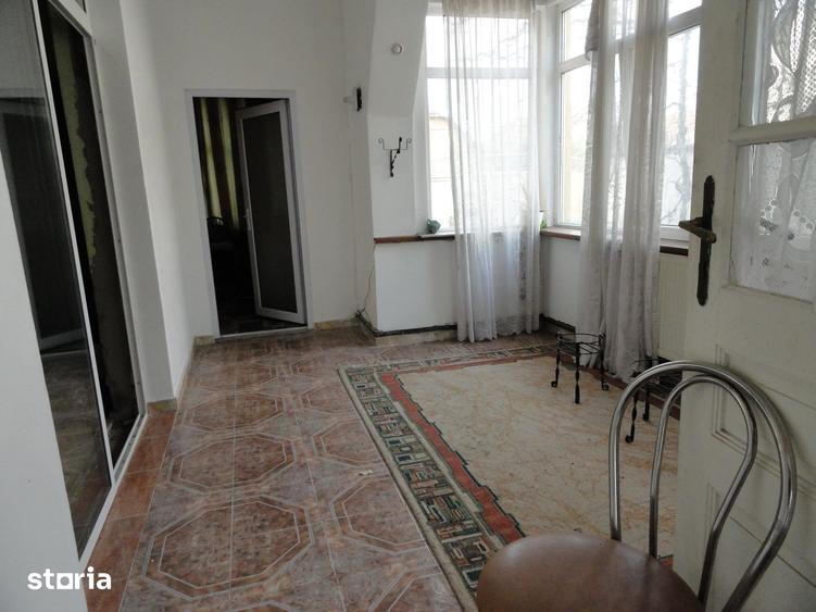 Casă cu 3 camere cu Teren 720 Mp în Pârneava