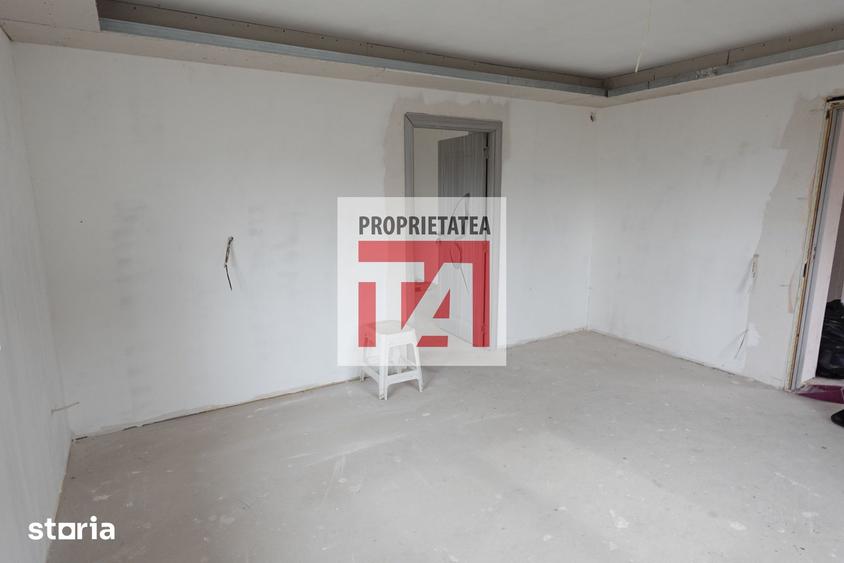 Casă cu 3 camere cu Teren 1733 Mp în Valea Chioarului