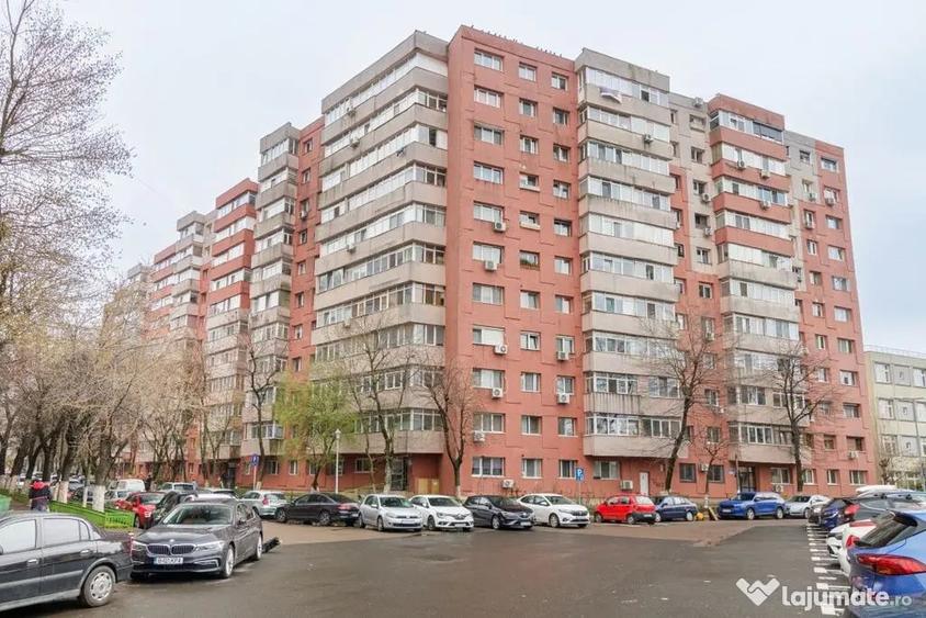 Apartament cu 3 camere decomandat în Nord