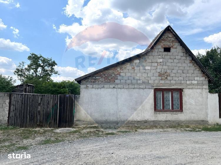 Casă cu 3 camere cu Teren 410 Mp în Central