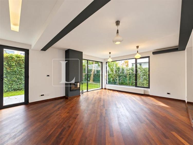 Duplex cu 5 camere cu Teren 400 Mp în Pipera