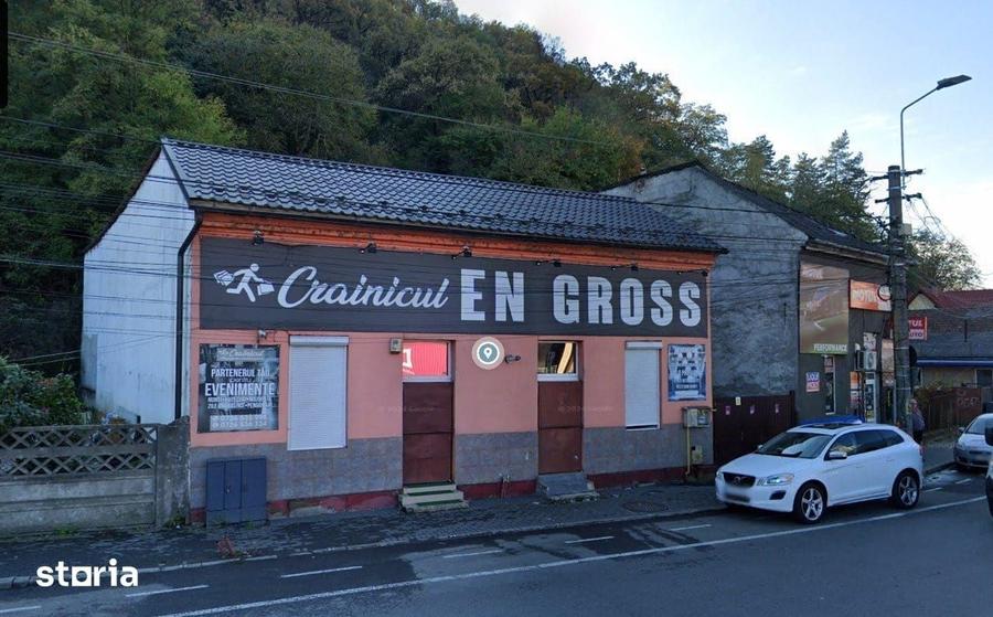 Spațiu comercial, de 280 mp, în Central