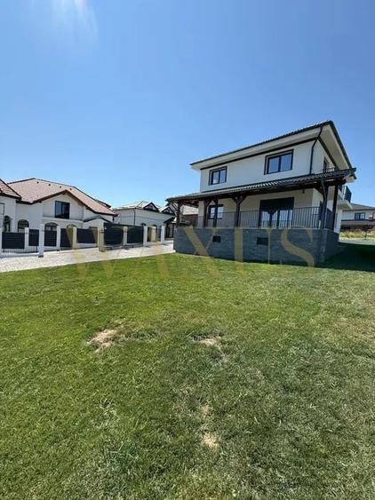 Casă individuală cu 4 camere cu Canalizare în Chinteni