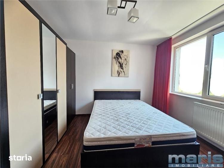 Apartament cu 2 camere decomandat în 22 Decembrie 1989