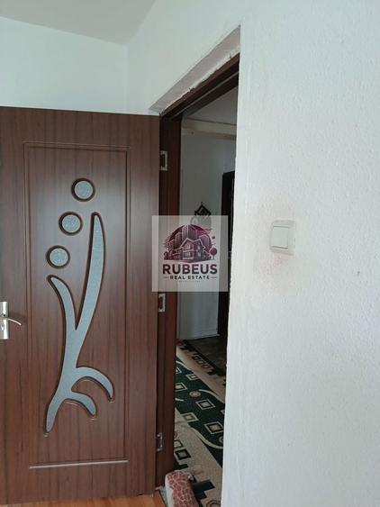 Apartament cu 3 camere decomandat, mobilat în Crihala