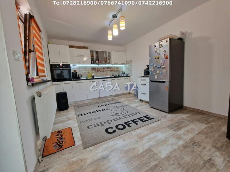 Casă individuală cu 3 camere cu Teren 2000 Mp în Scoarța