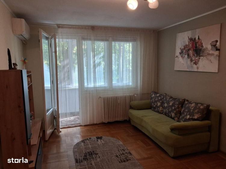 Apartament cu 2 camere semidecomandat în Jilava
