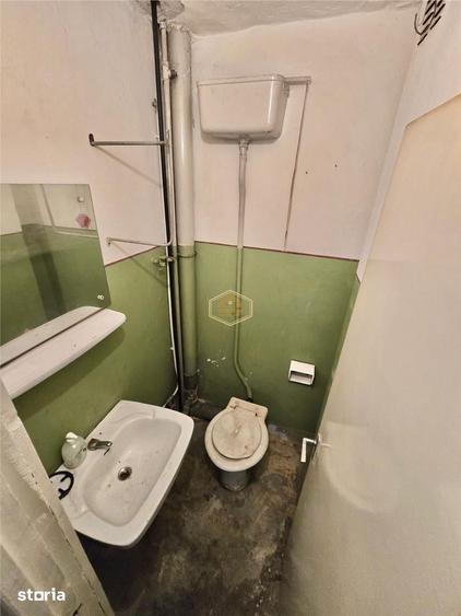 Apartament cu 3 camere decomandat în Micro 16