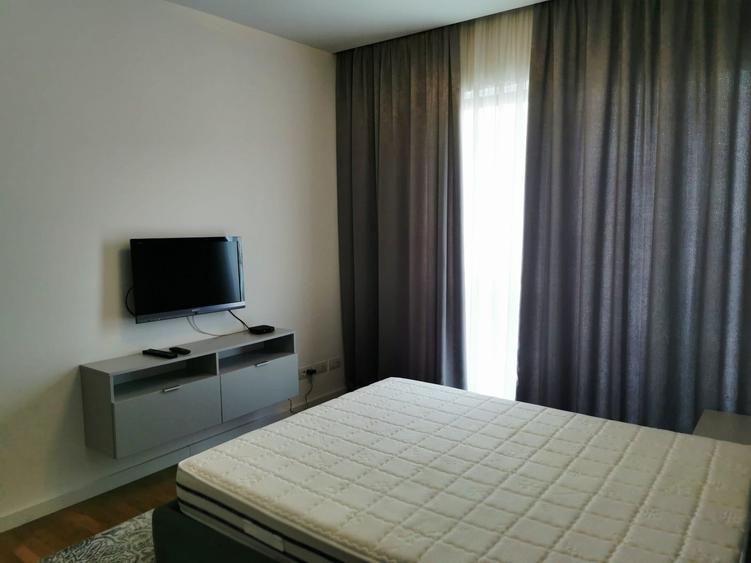 Apartament cu 3 camere decomandat în Dorobanți