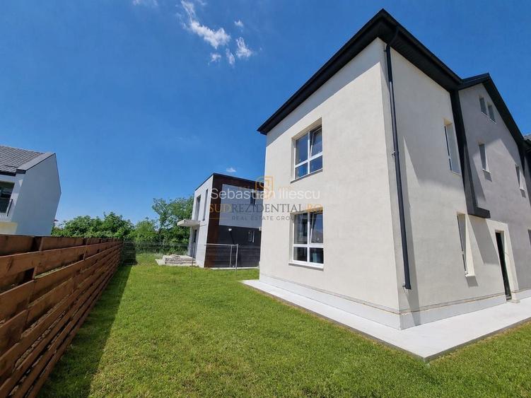 Vila moderna cu 5 camere, P+1+M, acces metrou Berceni