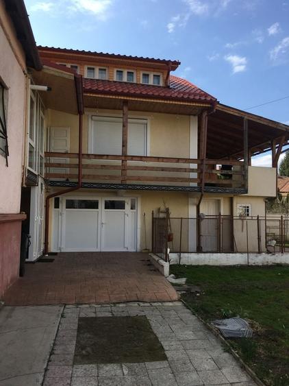 Casă cu 4 camere cu Teren 350 Mp în Central