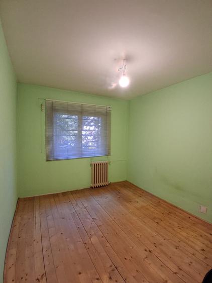Apartament cu 3 camere decomandat în Olteniței