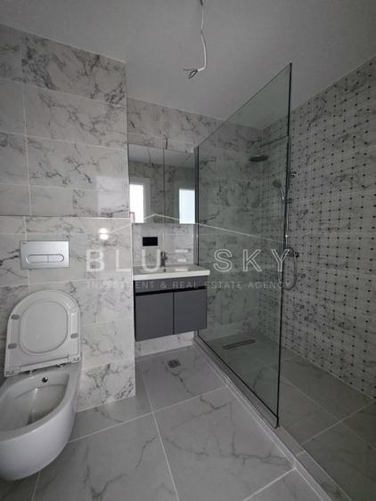 Apartament cu 2 camere decomandat în Tomis Plus