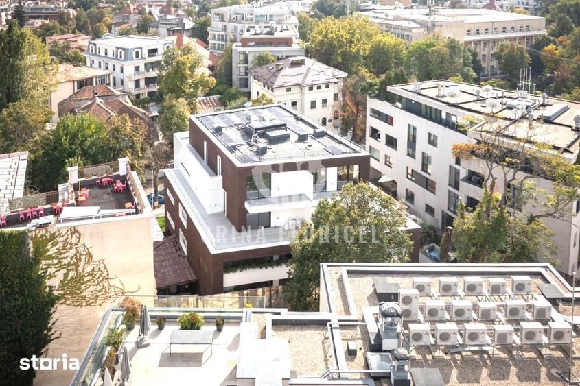 Apartament cu 4 camere decomandat, mobilat în Primăverii